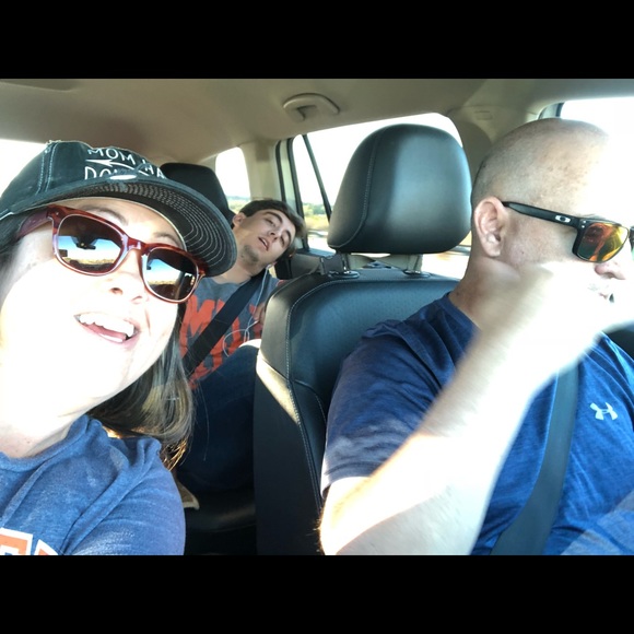 Meet your Posher, Melissa - Picture 3 of 4